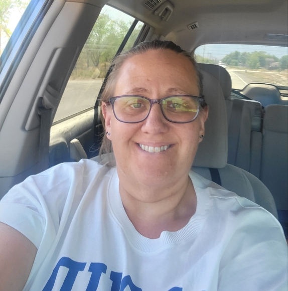 Meet your Posher, Tamara - Picture 2 of 4